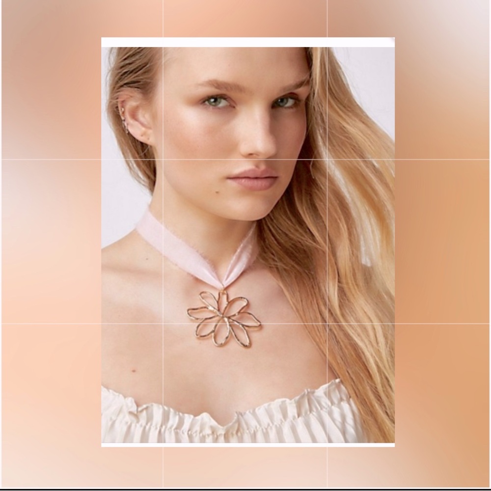 🎀NWT FP Sold Out Pink Annabelle Choker Ribbon Necklace Beautiful!🥰